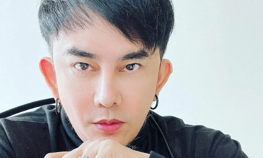 ประวัติ พจน์ อานนท์